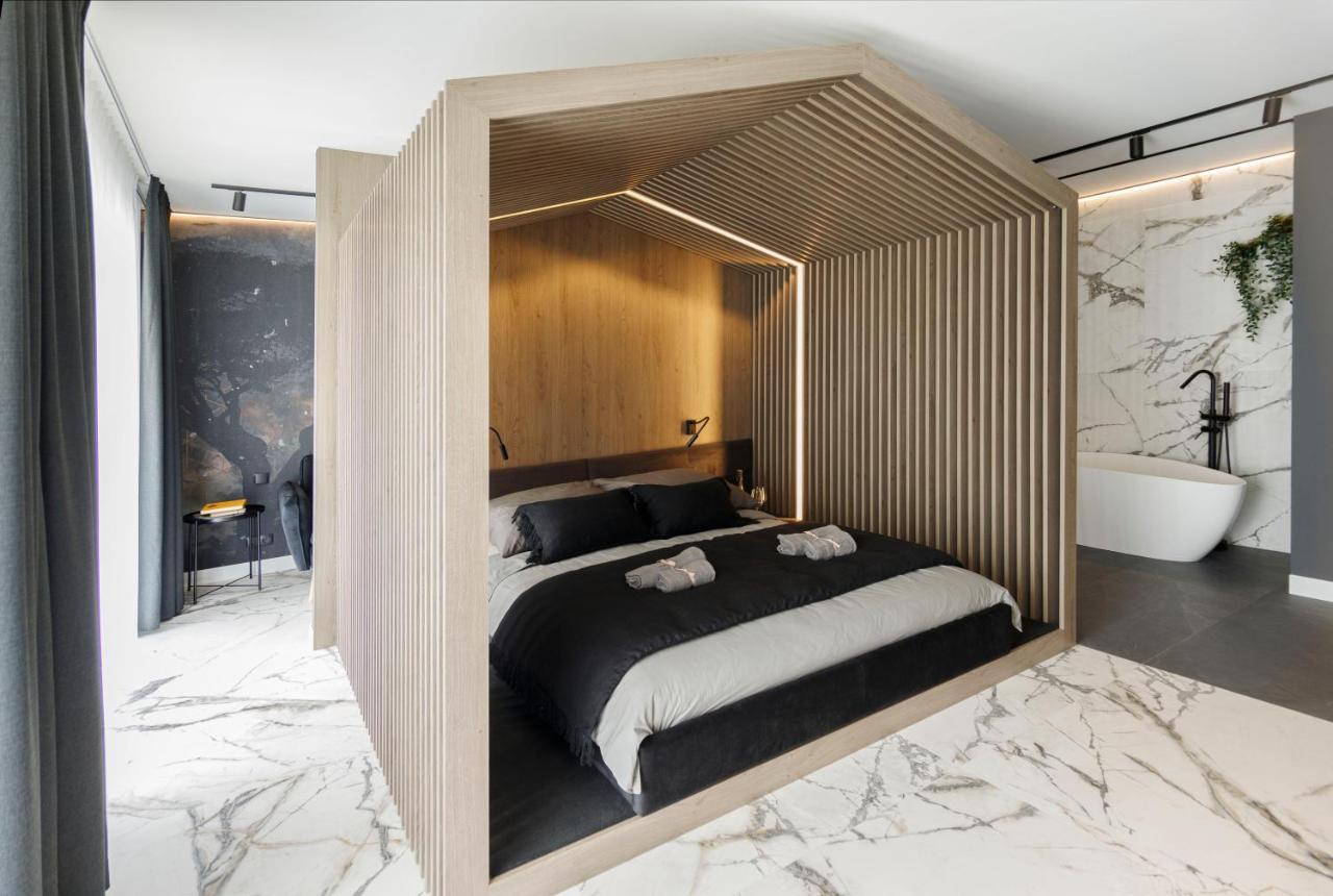 Flaming Apartment *